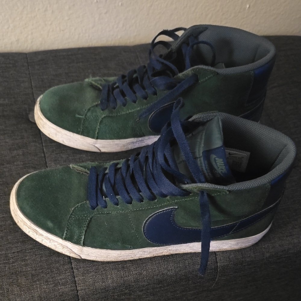 Nike Men's Green and Blue High-Top Sneakers